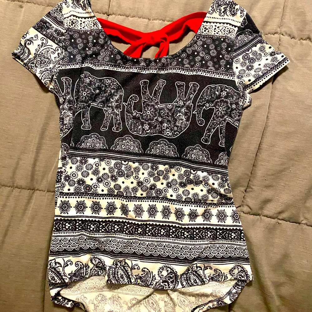 Cute top